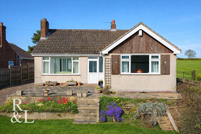 2 Bedroom Detached Bungalow For Sale In Green Lane, Overseal, DE12