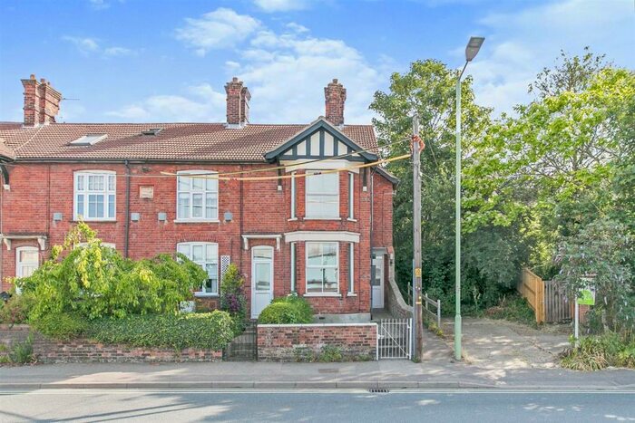 2 Bedroom End Of Terrace House To Rent In Girling Street, Sudbury, CO10