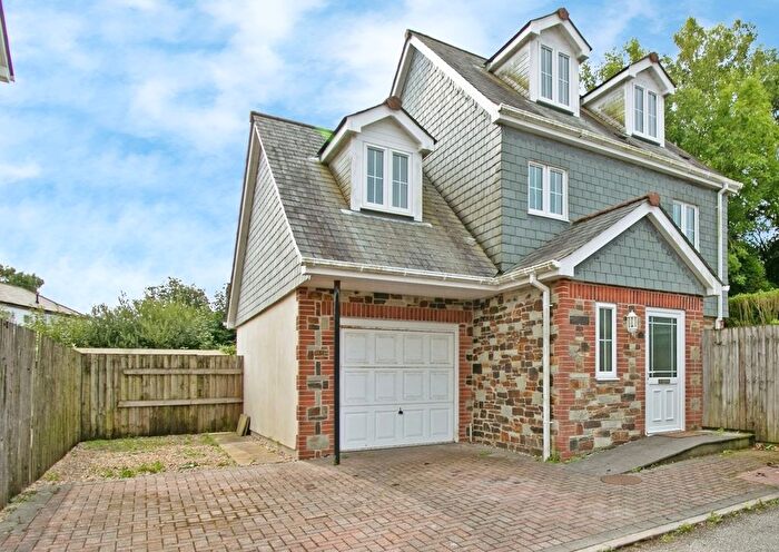 4 Bedroom Detached House For Sale In The Square, Grampound Road, Truro, Cornwall, TR2