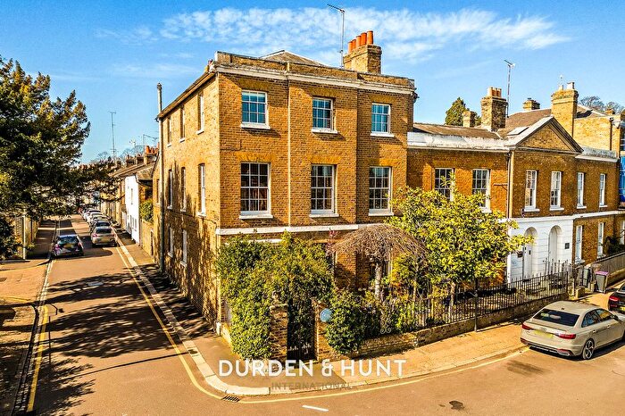 5 Bedroom Semi Detached House For Sale In Port Hill, Hertford, SG14