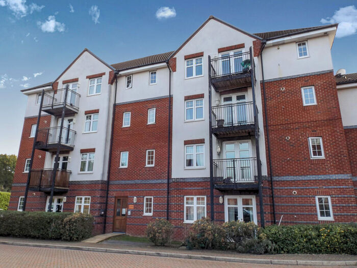2 Bedroom Apartment To Rent In Loveridge Way, Eastleigh, SO50