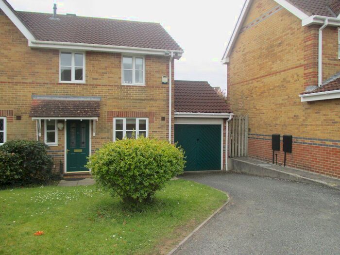 3 Bedroom Property To Rent In Highglen Drive, Plympton, Plymouth, PL7