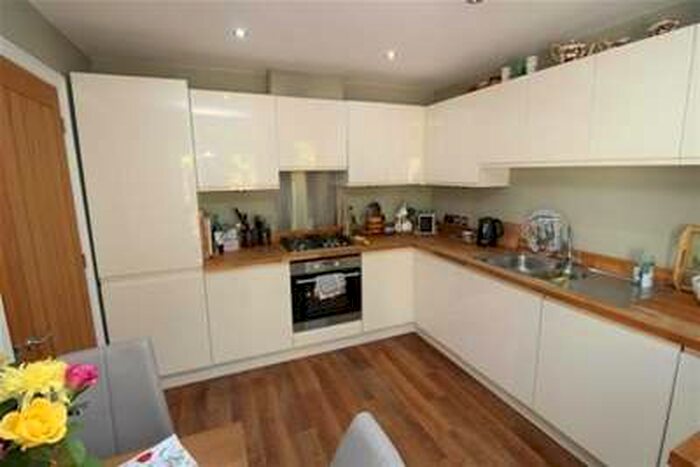 2 Bedroom Bungalow To Rent In Beckham Place, Plymouth *available With Zero Deposit Guarantee*, PL3