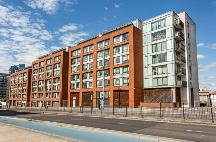 1 Bedroom Flat For Sale In The Lock Building, High Street, London, Greater London, E15