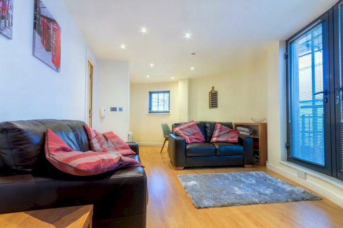 2 Bedroom Apartment To Rent In Marconi House, Newcastle Upon Tyne, NE1