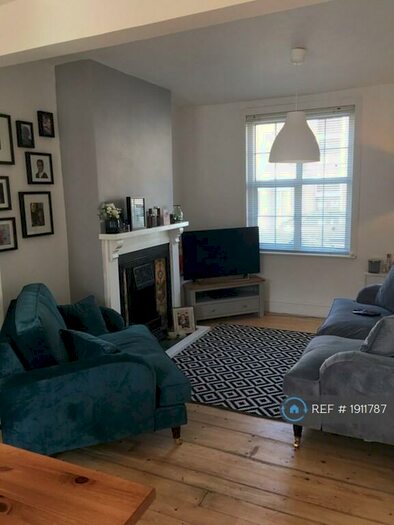 2 Bedroom Terraced House To Rent In Salisbury Street, Northampton, NN2