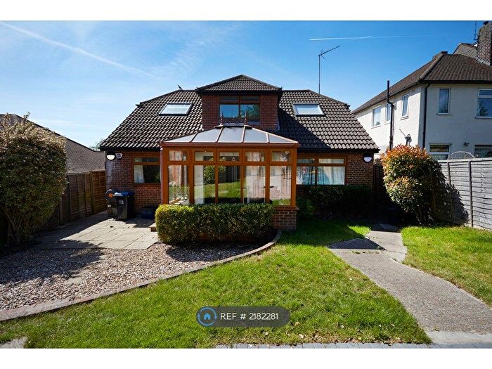 4 Bedroom Detached House To Rent In Crofton Road, Orpington, BR6