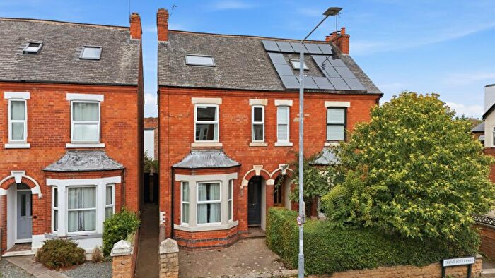4 Bedroom Semi-Detached House For Sale In Trent Boulevard, West Bridgford, Nottingham, Nottinghamshire, NG2