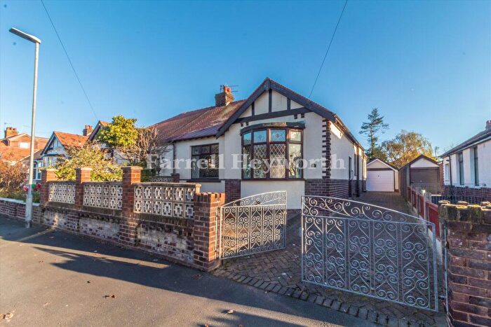 2 Bedroom Bungalow For Sale In Avenue Road, Blackpool, FY3