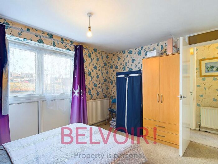 3 Bedroom Town House For Sale In Ladywell Road, Tunstall, Stoke-on-Trent, ST6