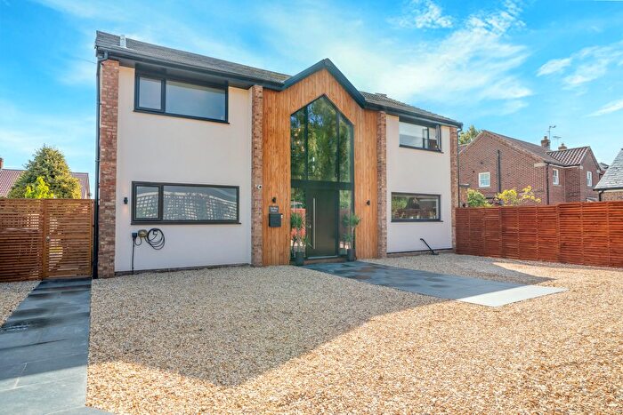 4 Bedroom Detached House For Sale In The West House, New Lane, Green Hammerton, YO26