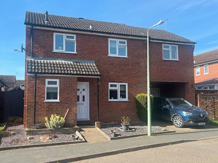 5 Bedroom Detached House For Sale In Spencer Way, Stowmarket, IP14