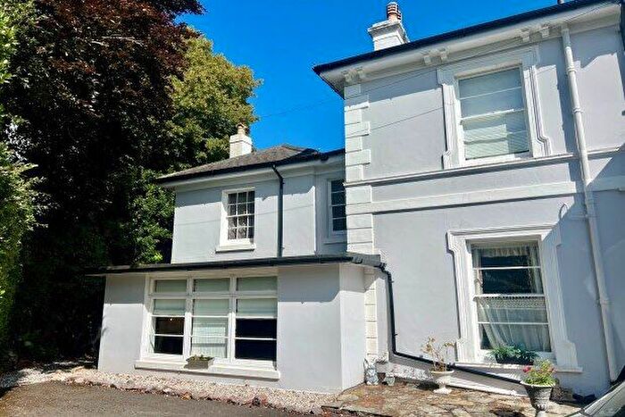 3 Bedroom Cottage To Rent In Babbacombe Road, Torquay, TQ1