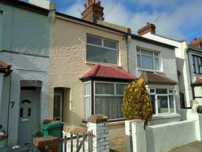 2 Bedroom Terraced House To Rent In Kimberley Road, Brighton, BN2
