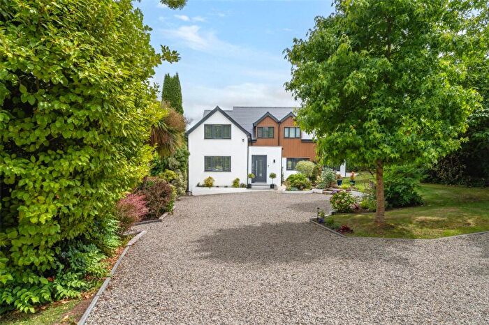 4 Bedroom Detached House For Sale In Gaunts Common, Wimborne, Dorset, BH21