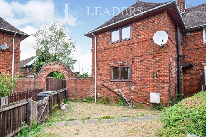 3 Bedroom Semi-Detached House To Rent In Woodthorpe Avenue, LE11