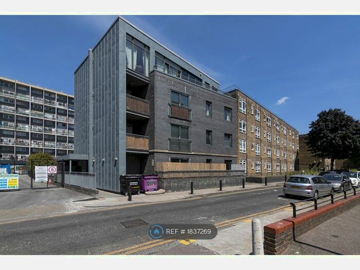 2 Bedroom Flat To Rent In Headlam Street, London, E1