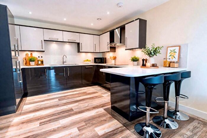 3 Bedroom Apartment To Rent In Ecco, S11