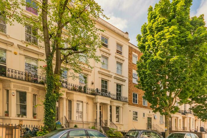 2 Bedroom Flat To Rent In Belgrave Gardens, St John's Wood, London, NW8