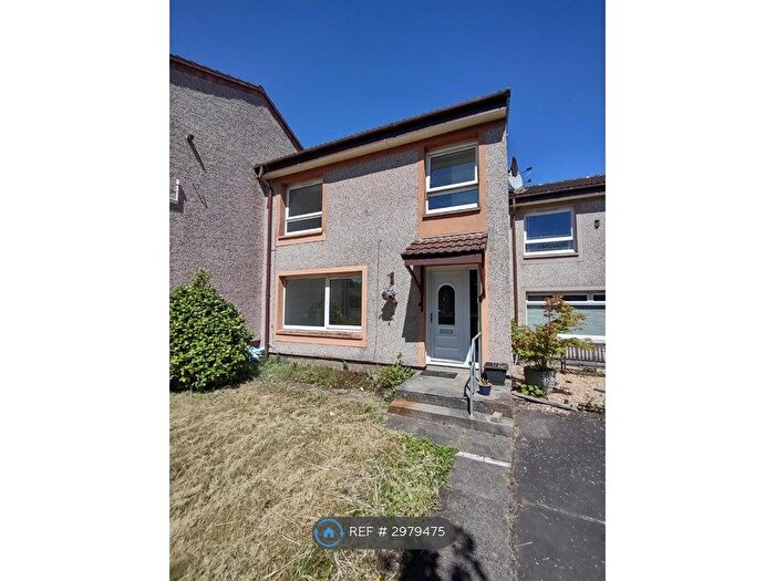 3 Bedroom Terraced House To Rent In Stewarton St, Wishaw, ML2