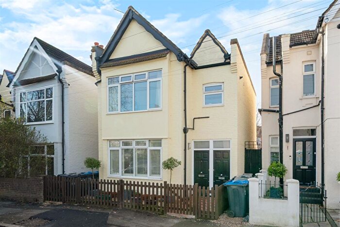 2 Bedroom Maisonette For Sale In Delamere Road, West Wimbledon, SW20
