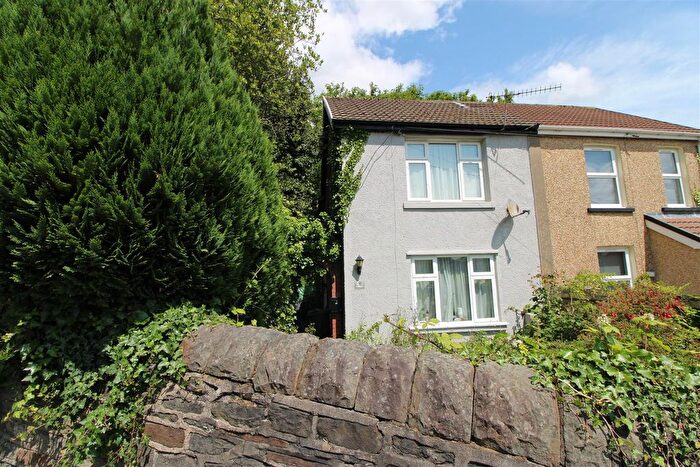 2 Bedroom Semi-Detached House To Rent In Woodbine Road, Blackwood, NP12