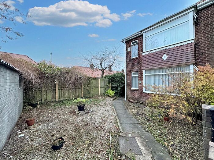 3 Bedroom Semi Detached House For Sale In Doxford Gardens, Newcastle Upon Tyne, NE5