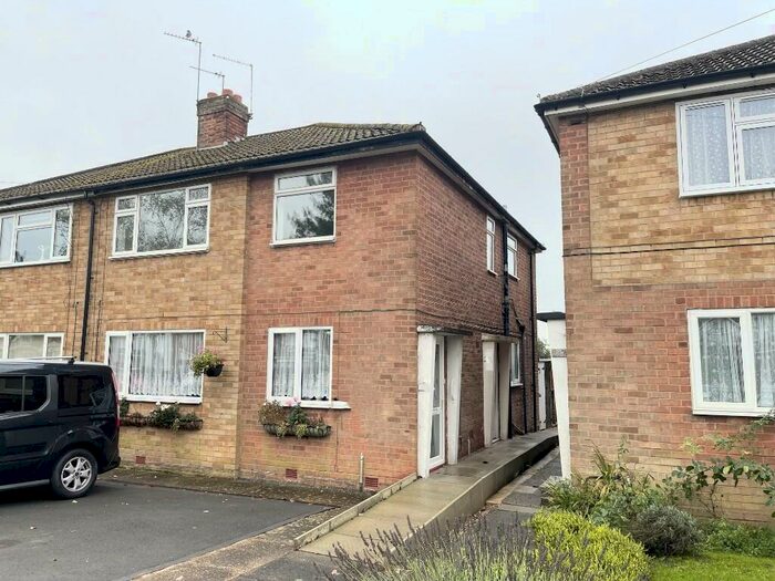 2 Bedroom Maisonette To Rent In High Street, B90