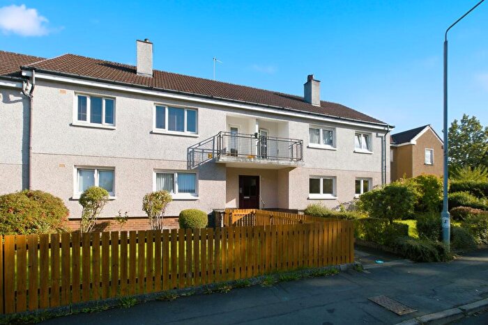 2 Bedroom Flat For Sale In Ashmore Road, Cathcart, G43