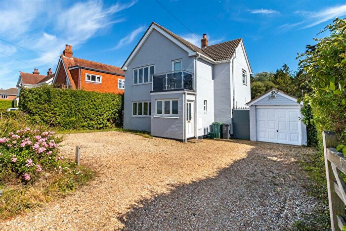 2 Bedroom Detached House To Rent In Yarmouth, Isle Of Wight, PO41
