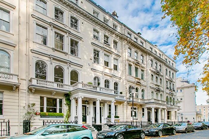2 Bedroom Flat For Sale In Cornwall Gardens, London, SW7