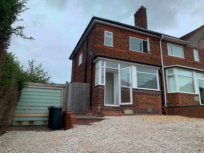 3 Bedroom Semi-Detached House To Rent In Victor Road, Olton, B92