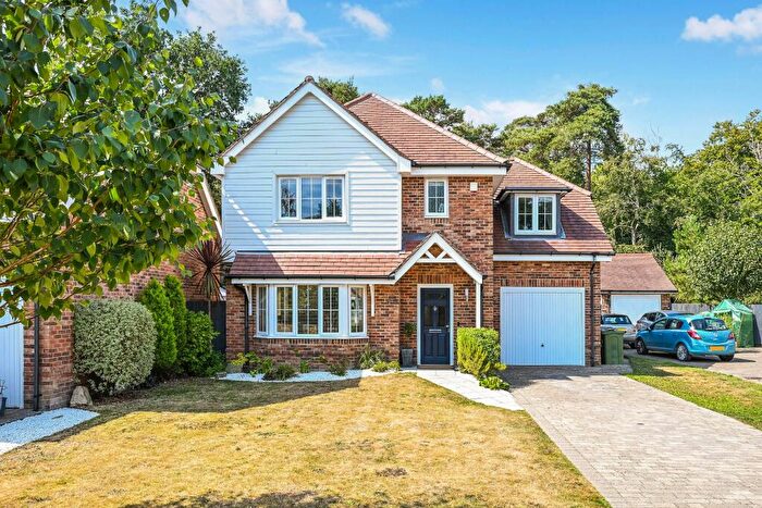 4 Bedroom Detached House For Sale In Southampton, SO18