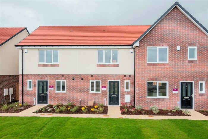 2 Bedroom Terraced House To Rent In Watson Drive, Grimsby, DN33