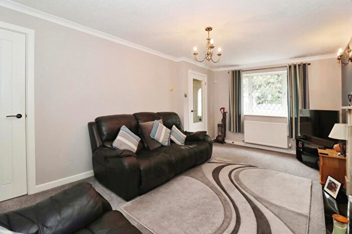 3 Bedroom End Of Terrace House For Sale In Goodwood Gardens, Downend, Bristol, BS16