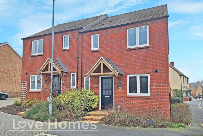 2 Bedroom Semi Detached House For Sale In Monetery Croft, Silsoe, MK45