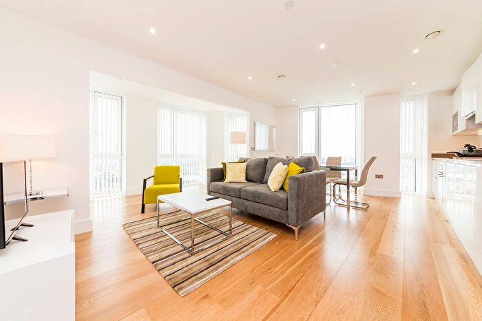 2 Bedroom Flat To Rent In Sky View Tower, High Street, Stratford, London, E15