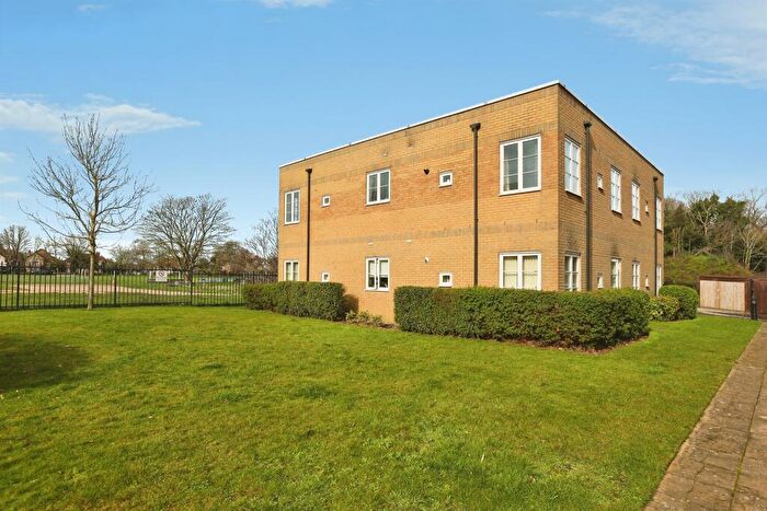2 Bedroom Flat For Sale In Pavilion Way, Gosport, PO12