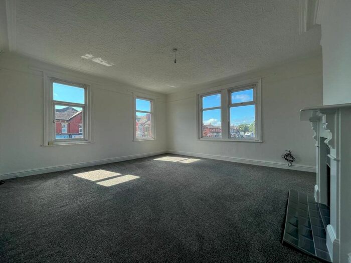 2 Bedroom Flat To Rent In Mere Road, Blackpool, Lancashire, FY3