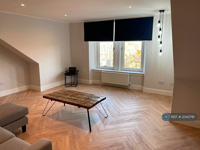 2 Bedroom Flat To Rent In Top Floor, Aberdeen, AB15