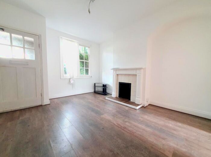 2 Bedroom Flat To Rent In Balliol Road, London, N17