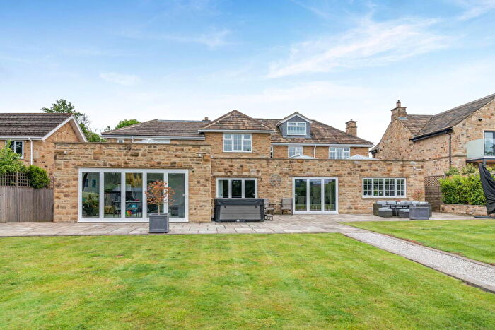 6 Bedroom Detached House For Sale In Collingham, Harewood Road, LS22