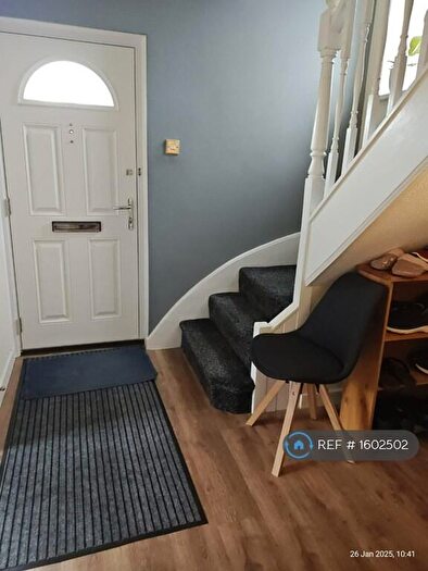 4 Bedroom Semi-Detached House To Rent In Kingsclere Road, Basingstoke, RG21