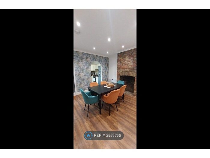 2 Bedroom Terraced House To Rent In Borstal St, Rochester, ME1