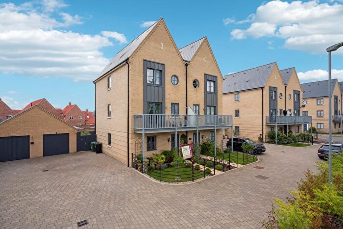 4 Bedroom Town House For Sale In Cartwright Close, Alconbury Weald, Huntingdon, PE28