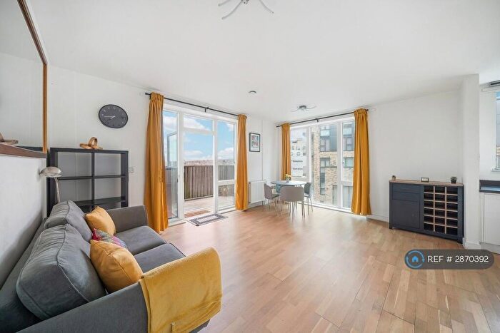 2 Bedroom Flat To Rent In Cross Road, Croydon, CR0