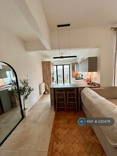 3 Bedroom Terraced House To Rent In Clodien Avenue, Cardiff, CF14