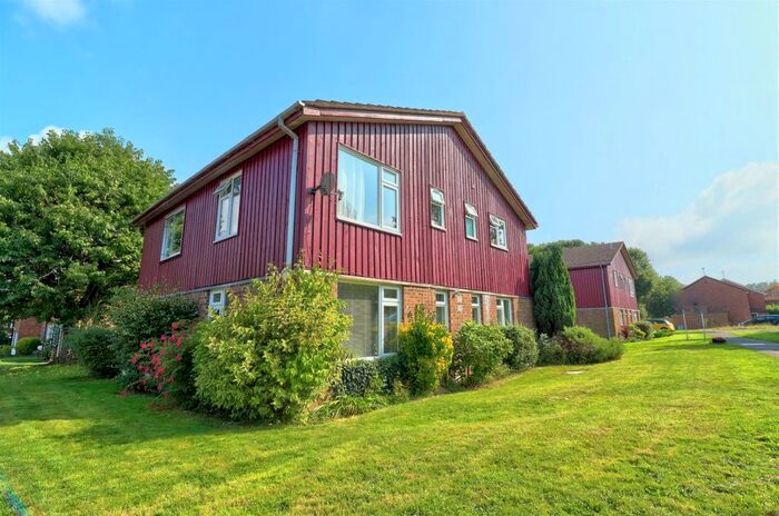 1 Bedroom Flat To Rent In Wren Road, Prestwood, Great Missenden, Buckinghamshire, HP16