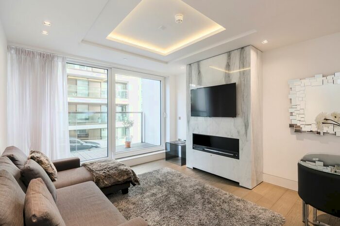 2 Bedroom Flat To Rent In Kensington High Street, London, W14