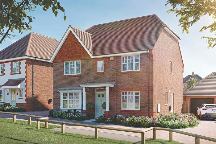 4 Bedroom Detached House For Sale In Woodside View, Bishops Green, RG20